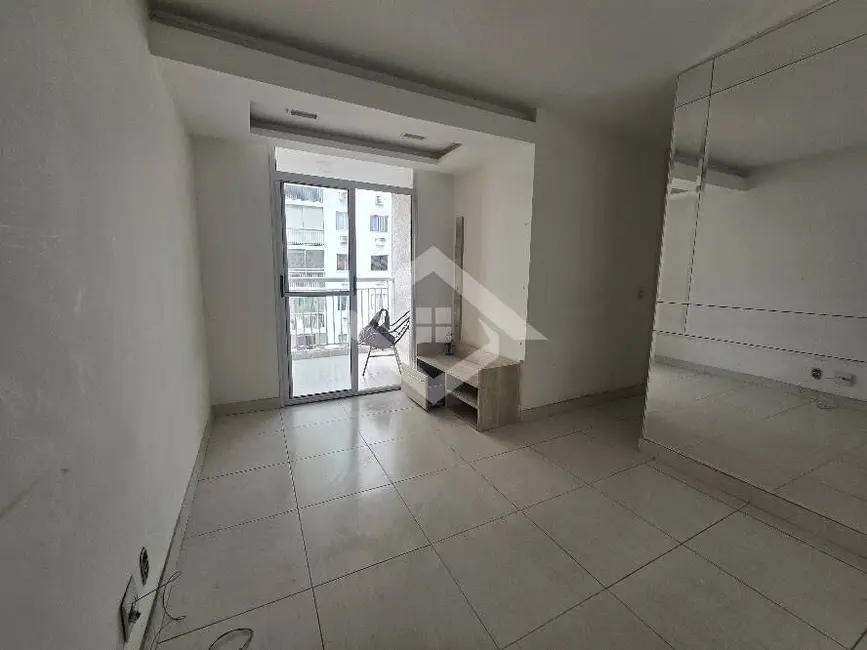 Foto 4 de Apartamento com 2 quartos à venda, 55m2 em Anil, Rio De Janeiro - RJ