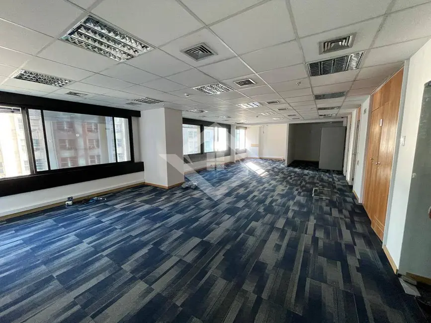 Foto 1 de Sala Comercial para alugar, 226m2 em Centro, Rio De Janeiro - RJ