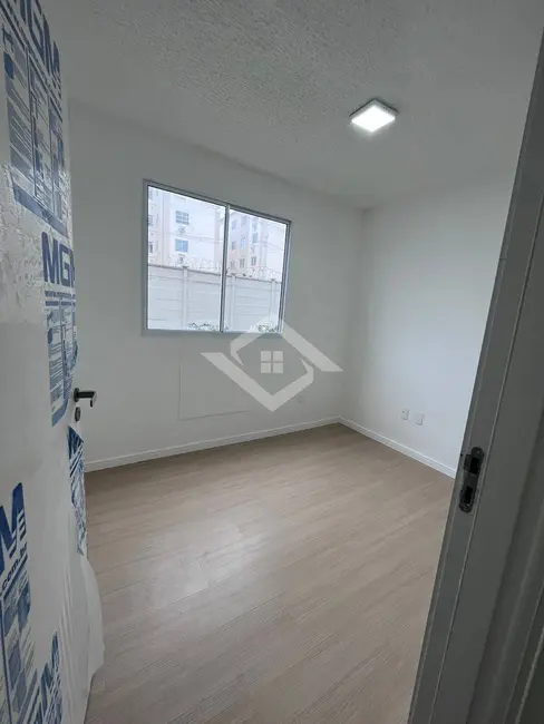 Foto 1 de Apartamento com 2 quartos à venda, 45m2 em Guaratiba, Rio De Janeiro - RJ