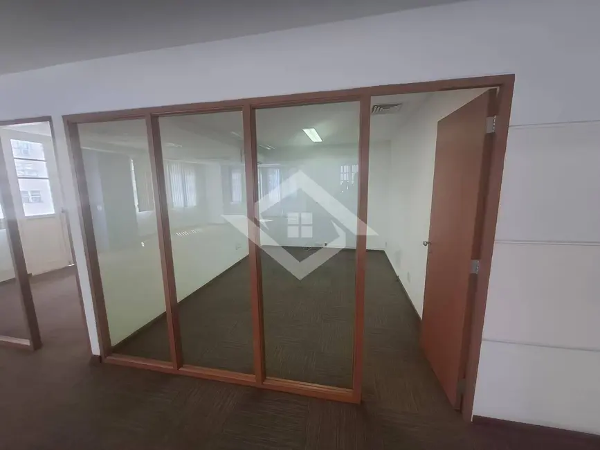 Foto 2 de Sala Comercial para alugar, 135m2 em Centro, Rio De Janeiro - RJ