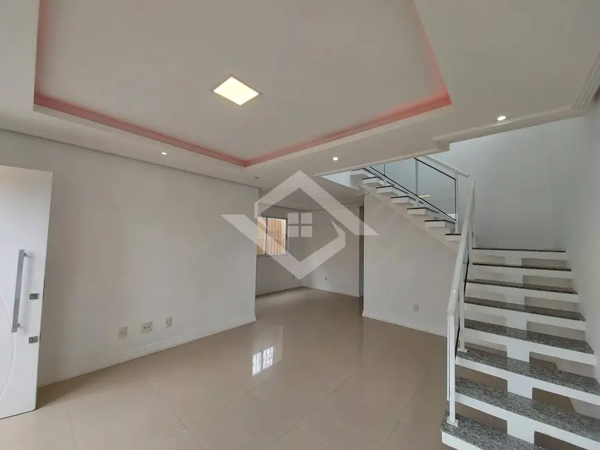 Foto 2 de Casa com 3 quartos à venda, 141m2 em Pedra de Guaratiba, Rio De Janeiro - RJ