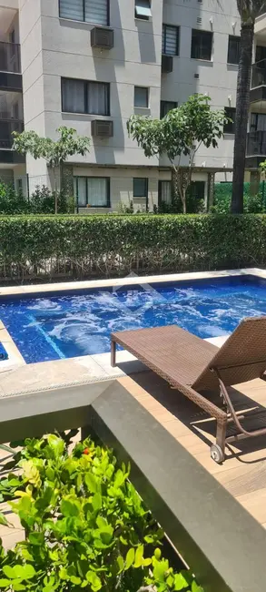 Foto 2 de Apartamento com 2 quartos à venda, 65m2 em Rio De Janeiro - RJ
