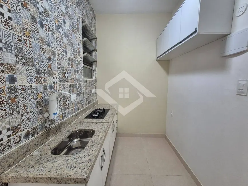 Apartamento com 1 quarto à venda, 27m2 em Centro, Rio De Janeiro - RJ - imagem 8 Foto 8 de Apartamento com 1 quarto à venda, 27m2 em Centro, Rio De Janeiro - RJ