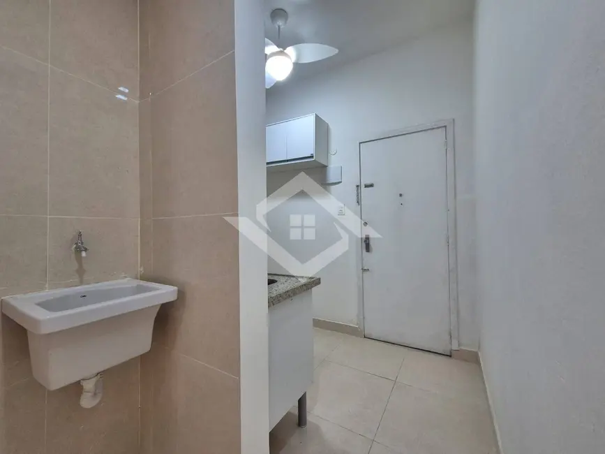 Apartamento com 1 quarto à venda, 27m2 em Centro, Rio De Janeiro - RJ - imagem 9 Foto 9 de Apartamento com 1 quarto à venda, 27m2 em Centro, Rio De Janeiro - RJ