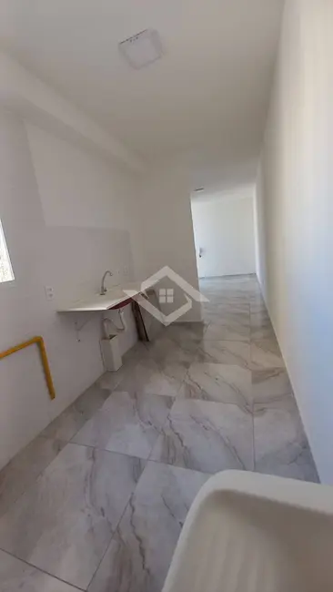 Foto 4 de Apartamento com 2 quartos à venda, 45m2 em Santa Cruz, Rio De Janeiro - RJ