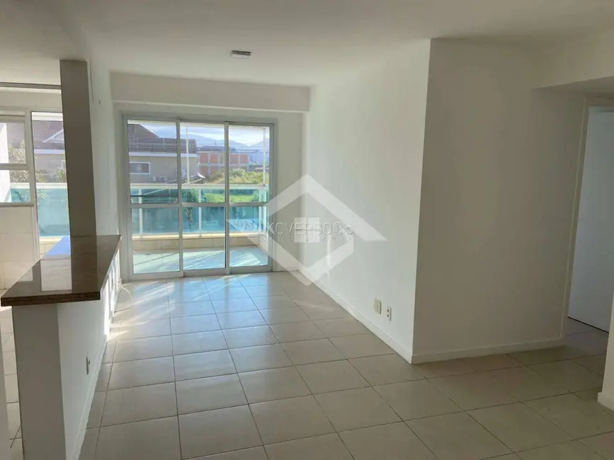 Apartamento com 2 quartos para alugar, 140m2 em Recreio dos Bandeirantes, Rio De Janeiro - RJ - imagem 1 Foto 1 de Apartamento com 2 quartos para alugar, 140m2 em Recreio dos Bandeirantes, Rio De Janeiro - RJ