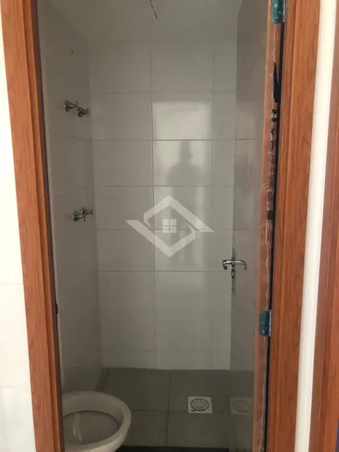 Foto 4 de Apartamento com 2 quartos para alugar, 50m2 em Maria Paula, Sao Goncalo - RJ