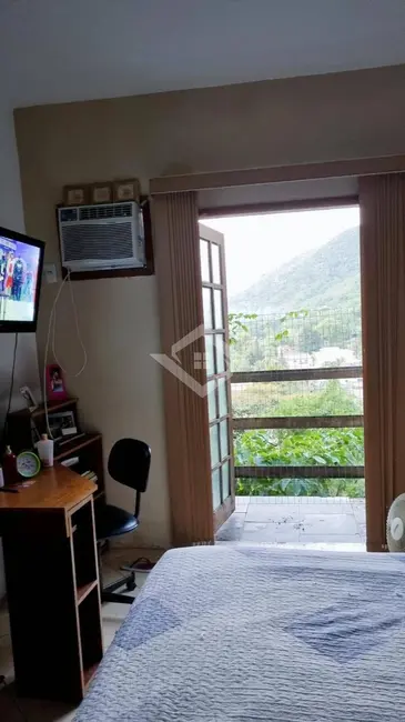 Foto 9 de Casa com 5 quartos à venda, 600m2 em Itaipu, Niteroi - RJ