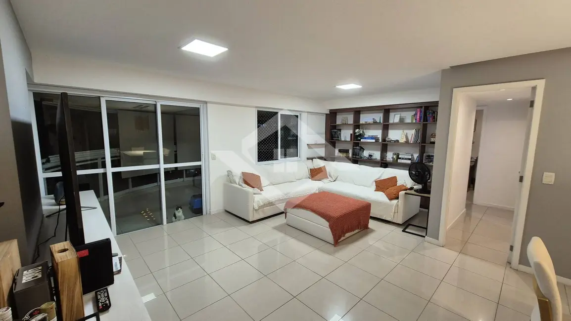Apartamento com 4 quartos à venda, 138m2 em Rio De Janeiro - RJ - imagem 3 Foto 3 de Apartamento com 4 quartos à venda, 138m2 em Rio De Janeiro - RJ