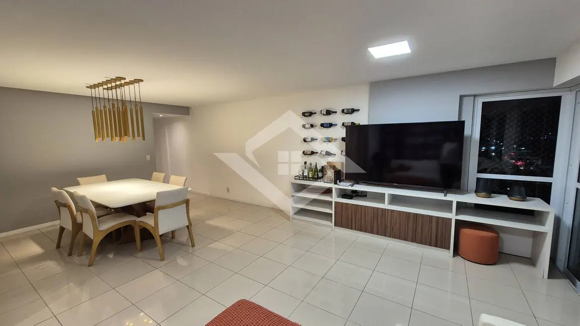 Apartamento com 4 quartos à venda, 138m2 em Rio De Janeiro - RJ - imagem 4 Foto 4 de Apartamento com 4 quartos à venda, 138m2 em Rio De Janeiro - RJ