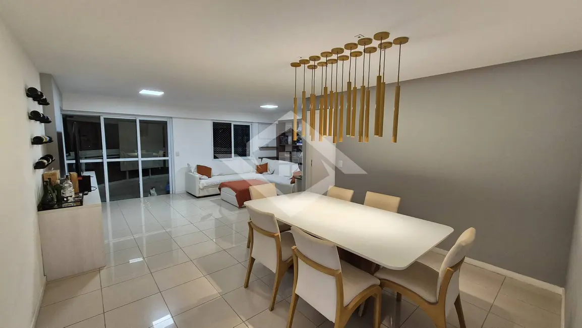 Apartamento com 4 quartos à venda, 138m2 em Rio De Janeiro - RJ - imagem 1 Foto 1 de Apartamento com 4 quartos à venda, 138m2 em Rio De Janeiro - RJ