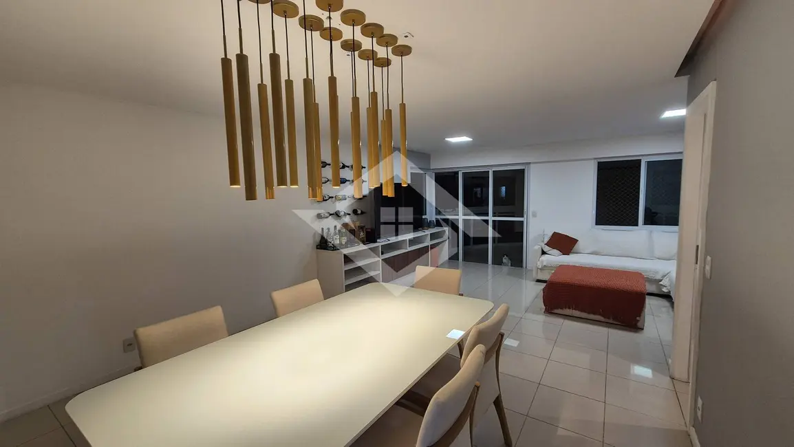 Apartamento com 4 quartos à venda, 138m2 em Rio De Janeiro - RJ - imagem 2 Foto 2 de Apartamento com 4 quartos à venda, 138m2 em Rio De Janeiro - RJ