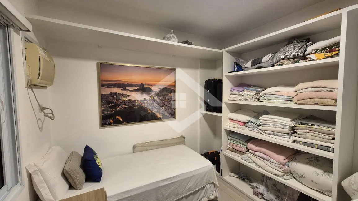 Apartamento com 4 quartos à venda, 138m2 em Rio De Janeiro - RJ - imagem 8 Foto 8 de Apartamento com 4 quartos à venda, 138m2 em Rio De Janeiro - RJ