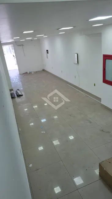 Foto 2 de Loja para alugar, 50m2 em Campo Grande, Rio De Janeiro - RJ