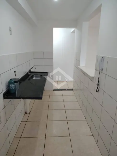 Apartamento com 2 quartos à venda, 47m2 em Santa Cruz, Rio De Janeiro - RJ - imagem 3 Foto 3 de Apartamento com 2 quartos à venda, 47m2 em Santa Cruz, Rio De Janeiro - RJ
