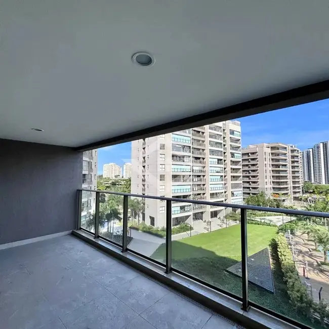 Apartamento com 3 quartos à venda, 120m2 em Barra da Tijuca, Rio De Janeiro - RJ - imagem 1 Foto 1 de Apartamento com 3 quartos à venda, 120m2 em Barra da Tijuca, Rio De Janeiro - RJ