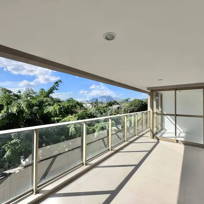 Foto 2 de Apartamento com 3 quartos à venda, 121m2 em Barra da Tijuca, Rio De Janeiro - RJ