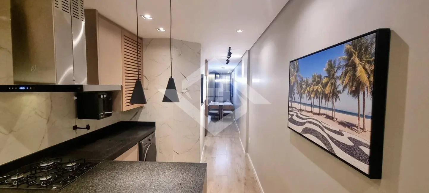 Foto 3 de Apartamento com 1 quarto à venda, 60m2 em Copacabana, Rio De Janeiro - RJ