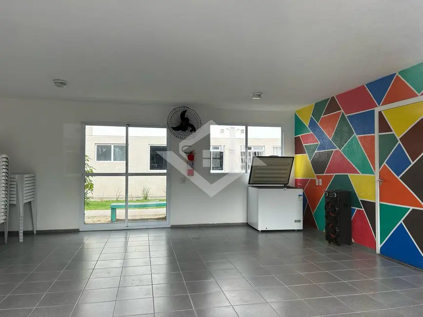 Apartamento com 2 quartos à venda e para alugar, 50m2 em Guaratiba, Rio De Janeiro - RJ - imagem 6 Foto 6 de Apartamento com 2 quartos à venda e para alugar, 50m2 em Guaratiba, Rio De Janeiro - RJ