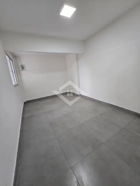 Foto 3 de Casa com 1 quarto à venda e para alugar, 55m2 em Porto da Madama, Sao Goncalo - RJ