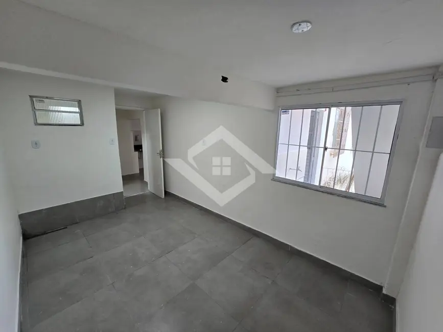 Foto 2 de Casa com 1 quarto à venda e para alugar, 55m2 em Porto da Madama, Sao Goncalo - RJ