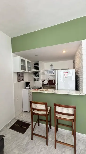Foto 2 de Apartamento com 1 quarto à venda, 27m2 em Catete, Rio De Janeiro - RJ