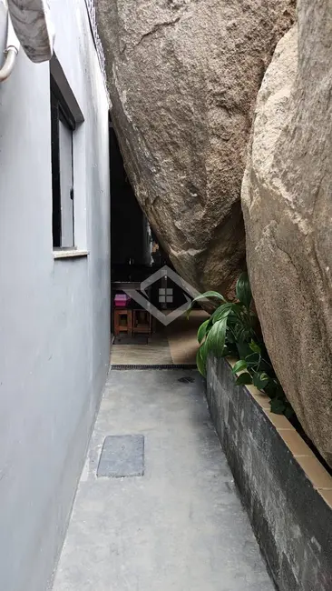 Casa com 3 quartos à venda, 300m2 em Campo Grande, Rio De Janeiro - RJ - imagem 9 Foto 9 de Casa com 3 quartos à venda, 300m2 em Campo Grande, Rio De Janeiro - RJ