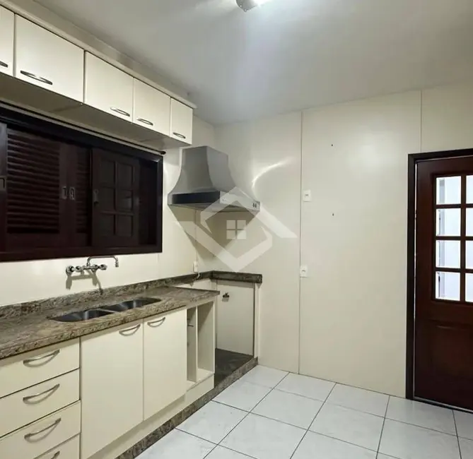 Foto 9 de Casa com 4 quartos à venda e para alugar, 400m2 em Barra da Tijuca, Rio De Janeiro - RJ