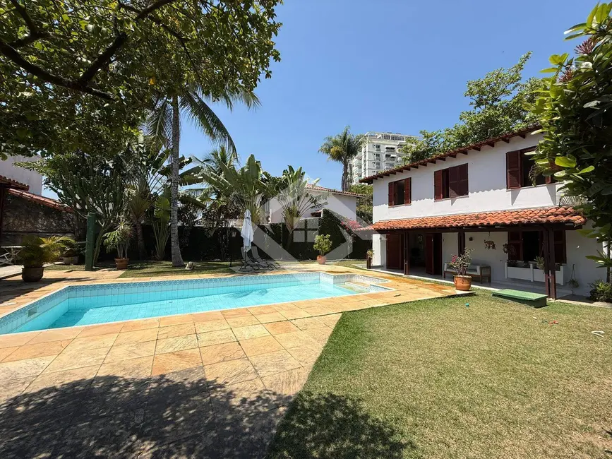 Foto 8 de Casa com 2 quartos para alugar, 650m2 em Barra da Tijuca, Rio De Janeiro - RJ