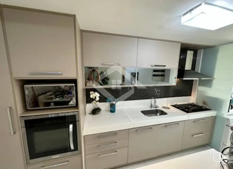 Foto 3 de Apartamento com 2 quartos à venda e para alugar, 80m2 em Rio De Janeiro - RJ