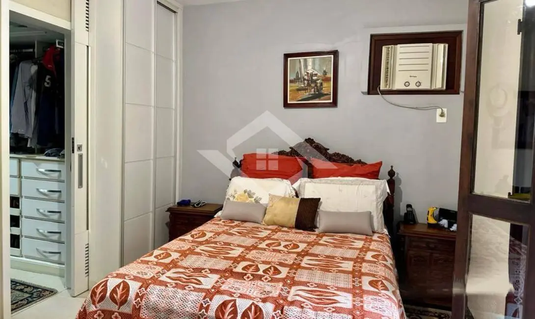 Casa com 4 quartos à venda, 280m2 em Barra da Tijuca, Rio De Janeiro - RJ - imagem 6 Foto 6 de Casa com 4 quartos à venda, 280m2 em Barra da Tijuca, Rio De Janeiro - RJ