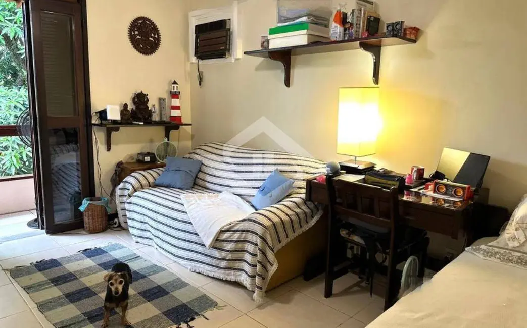 Casa com 4 quartos à venda, 280m2 em Barra da Tijuca, Rio De Janeiro - RJ - imagem 4 Foto 4 de Casa com 4 quartos à venda, 280m2 em Barra da Tijuca, Rio De Janeiro - RJ