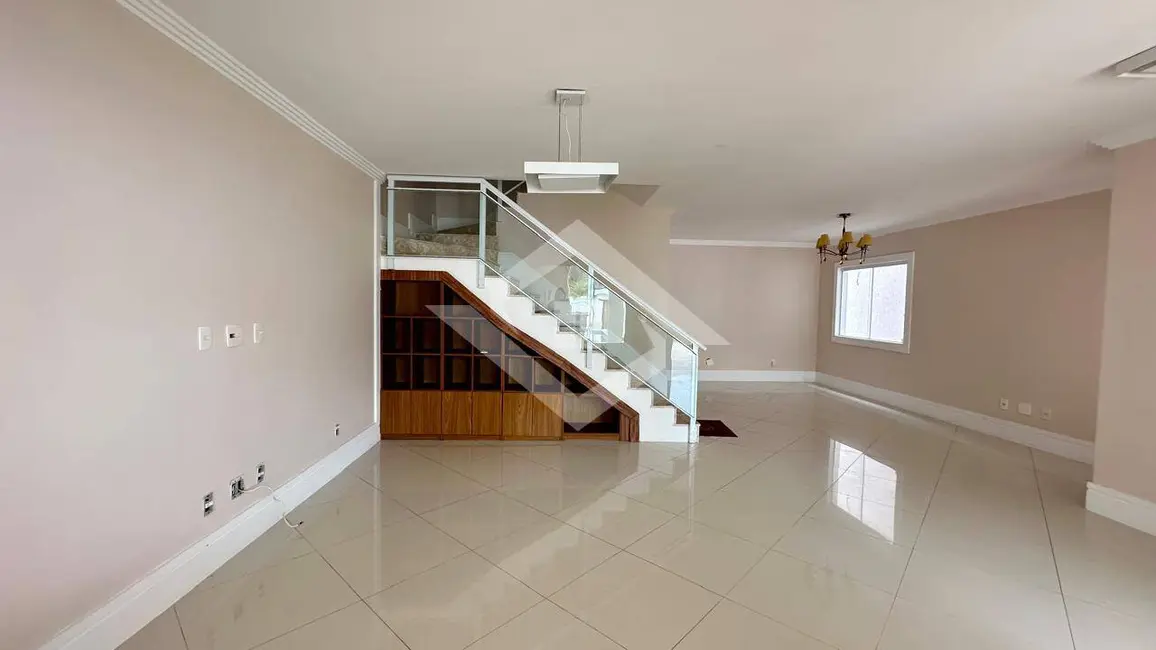 Foto 5 de Casa com 4 quartos para alugar, 280m2 em Camorim, Rio De Janeiro - RJ