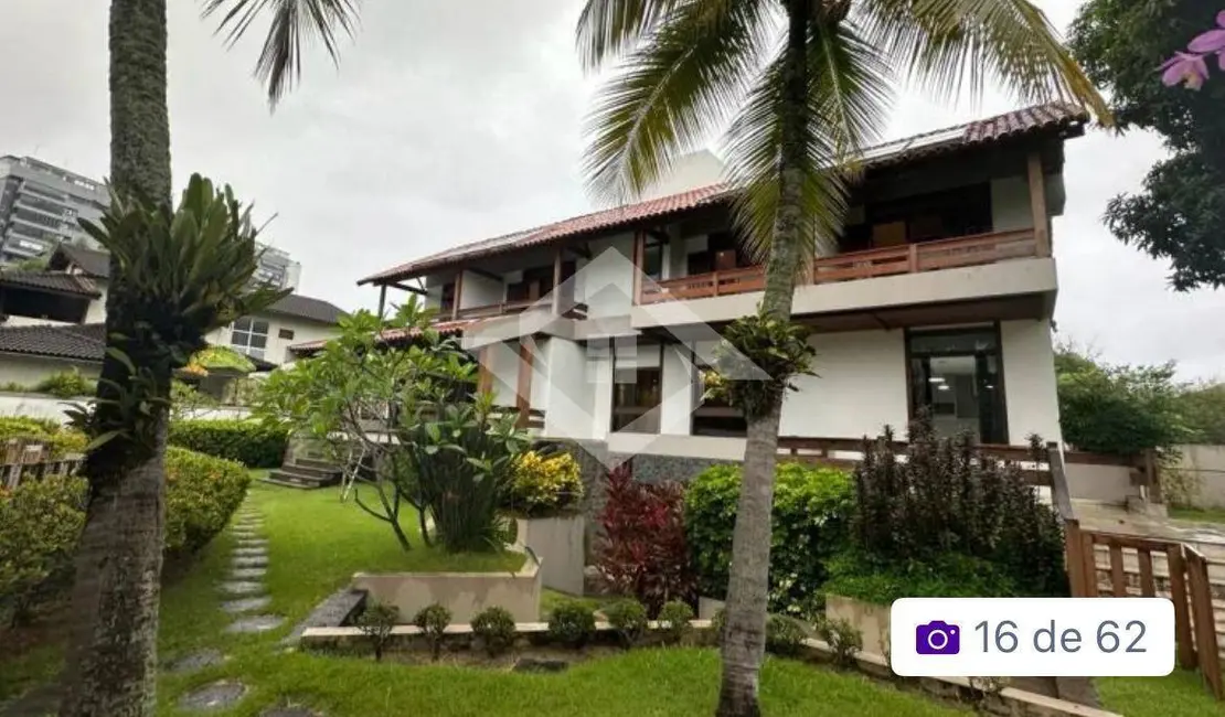 Casa com 5 quartos à venda, 900m2 em Barra da Tijuca, Rio De Janeiro - RJ - imagem 4 Foto 4 de Casa com 5 quartos à venda, 900m2 em Barra da Tijuca, Rio De Janeiro - RJ