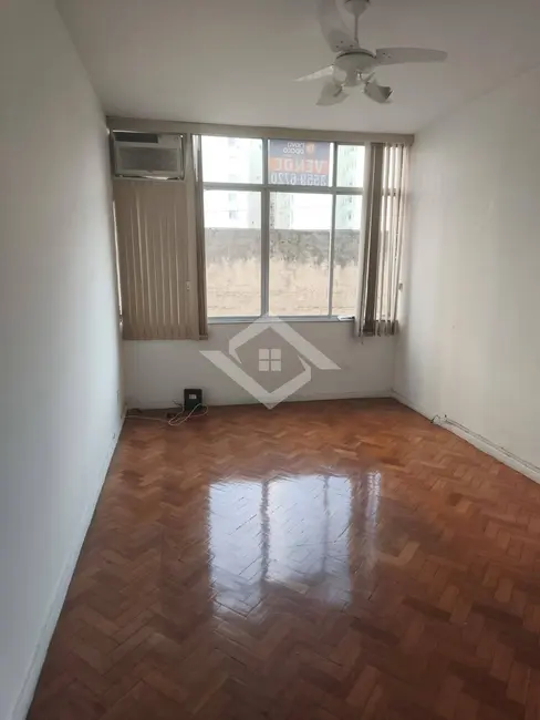 Apartamento com 3 quartos à venda e para alugar, 96m2 em Catete, Rio De Janeiro - RJ - imagem 1 Foto 1 de Apartamento com 3 quartos à venda e para alugar, 96m2 em Catete, Rio De Janeiro - RJ