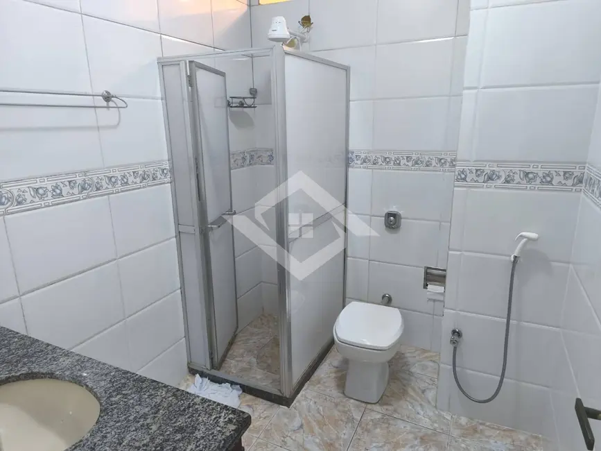 Apartamento com 3 quartos à venda e para alugar, 96m2 em Catete, Rio De Janeiro - RJ - imagem 4 Foto 4 de Apartamento com 3 quartos à venda e para alugar, 96m2 em Catete, Rio De Janeiro - RJ
