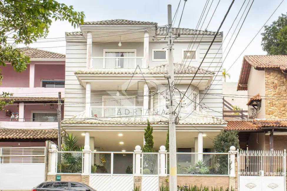 Foto 1 de Casa com 3 quartos à venda, 1200m2 em Campo Grande, Rio De Janeiro - RJ