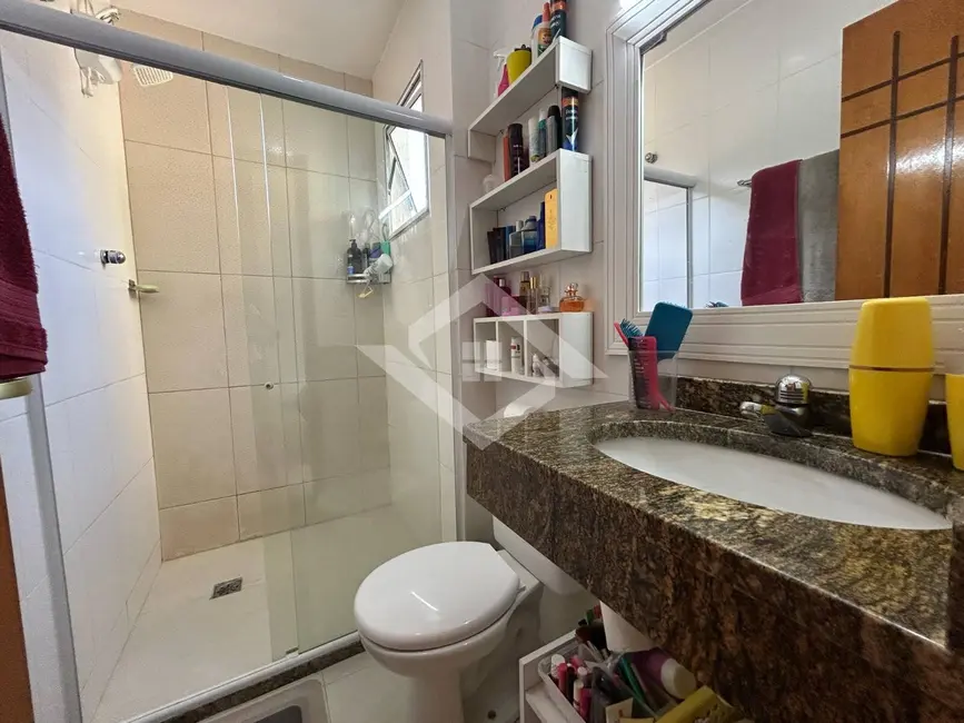 Casa com 3 quartos à venda em Campo Grande, Rio De Janeiro - RJ - imagem 8 Foto 8 de Casa com 3 quartos à venda em Campo Grande, Rio De Janeiro - RJ