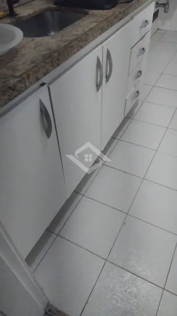 Apartamento com 3 quartos para alugar, 77m2 em Rio De Janeiro - RJ - imagem 5 Foto 5 de Apartamento com 3 quartos para alugar, 77m2 em Rio De Janeiro - RJ