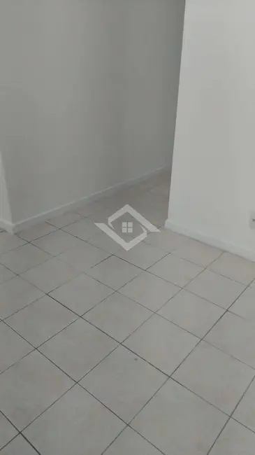 Apartamento com 3 quartos para alugar, 77m2 em Rio De Janeiro - RJ - imagem 9 Foto 9 de Apartamento com 3 quartos para alugar, 77m2 em Rio De Janeiro - RJ