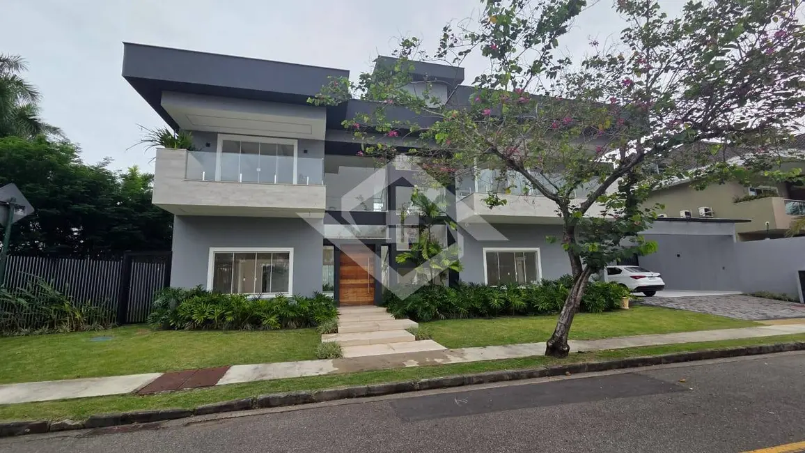 Foto 1 de Casa com 5 quartos à venda, 850m2 em Barra da Tijuca, Rio De Janeiro - RJ