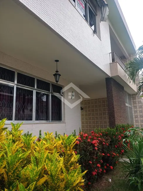 Casa com 5 quartos à venda, 540m2 em Vila da Penha, Rio De Janeiro - RJ - imagem 2 Foto 2 de Casa com 5 quartos à venda, 540m2 em Vila da Penha, Rio De Janeiro - RJ