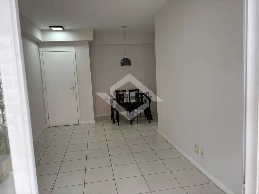 Apartamento com 2 quartos para alugar, 78m2 em Rio De Janeiro - RJ - imagem 3 Foto 3 de Apartamento com 2 quartos para alugar, 78m2 em Rio De Janeiro - RJ