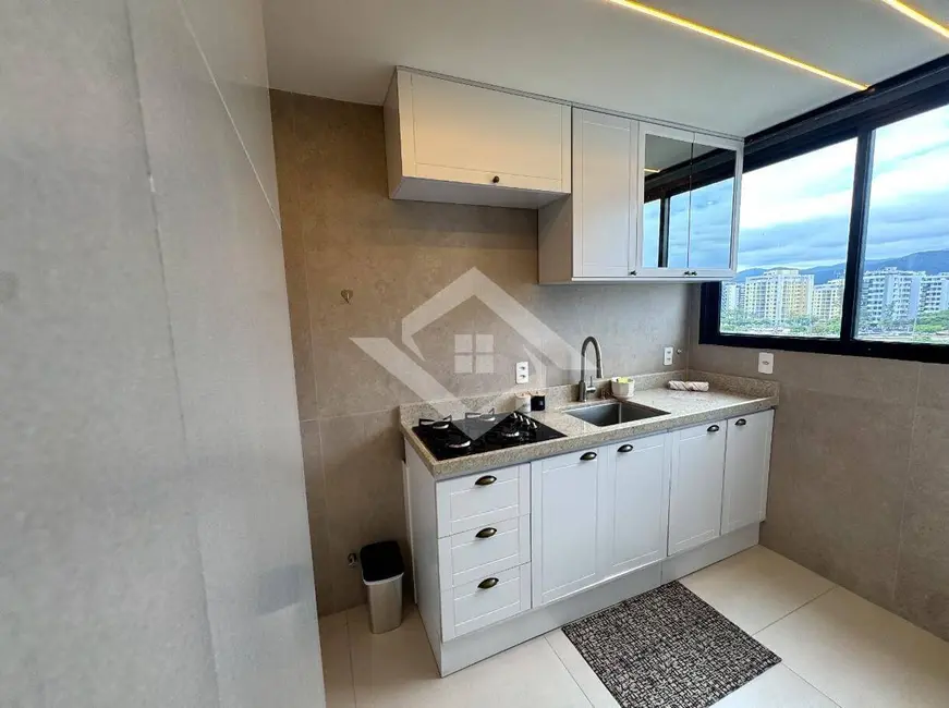 Foto 2 de Apartamento com 2 quartos à venda, 70m2 em Recreio dos Bandeirantes, Rio De Janeiro - RJ