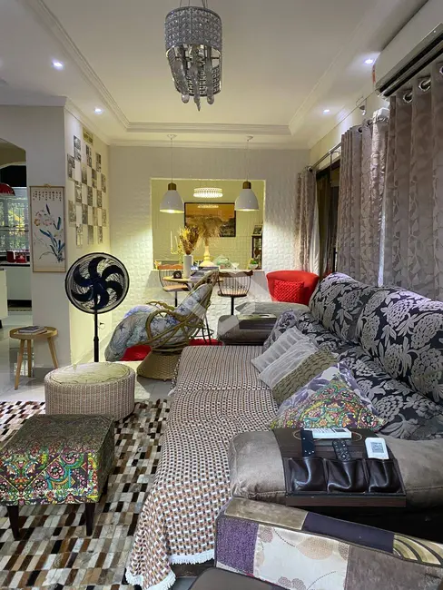 Casa com 3 quartos à venda, 249m2 em Moquetá, Nova Iguacu - RJ - imagem 8 Foto 8 de Casa com 3 quartos à venda, 249m2 em Moquetá, Nova Iguacu - RJ