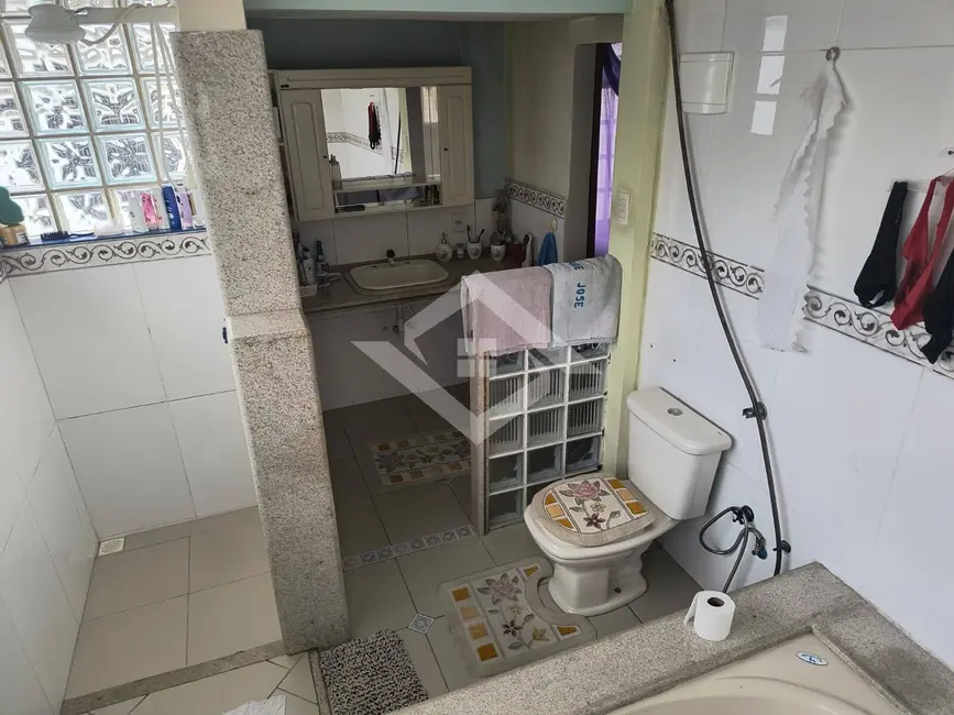 Foto 8 de Casa com 5 quartos à venda, 225m2 em Guaratiba, Rio De Janeiro - RJ