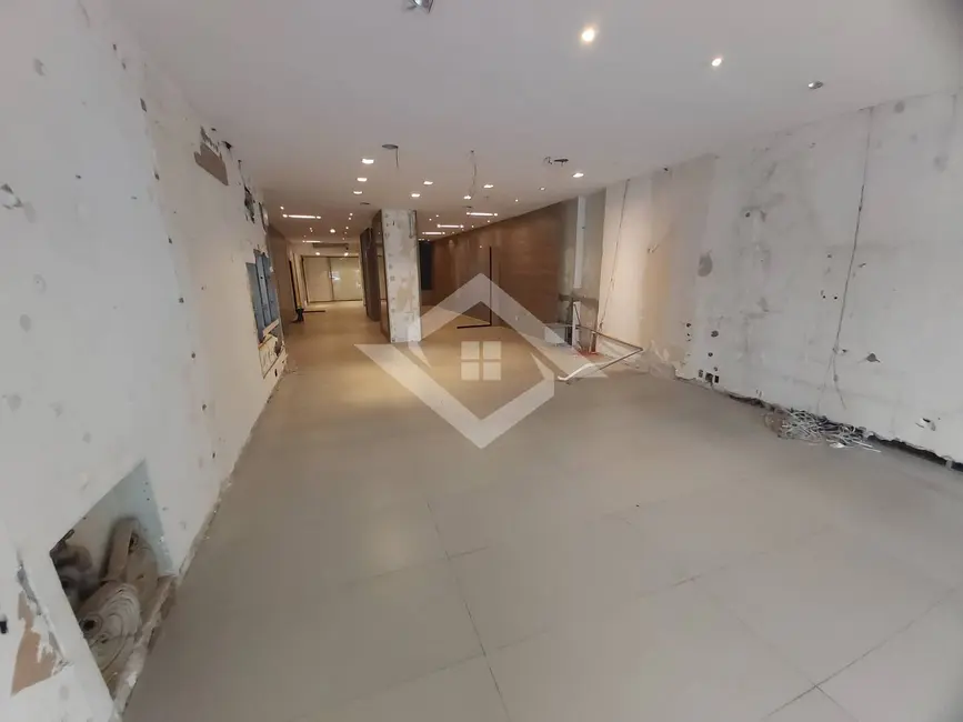 Foto 2 de Loja à venda, 189m2 em Copacabana, Rio De Janeiro - RJ