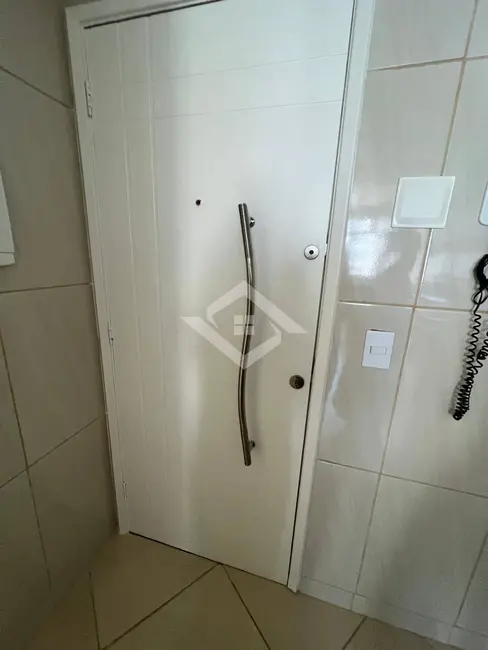Foto 2 de Apartamento com 2 quartos para alugar, 80m2 em Barra da Tijuca, Rio De Janeiro - RJ