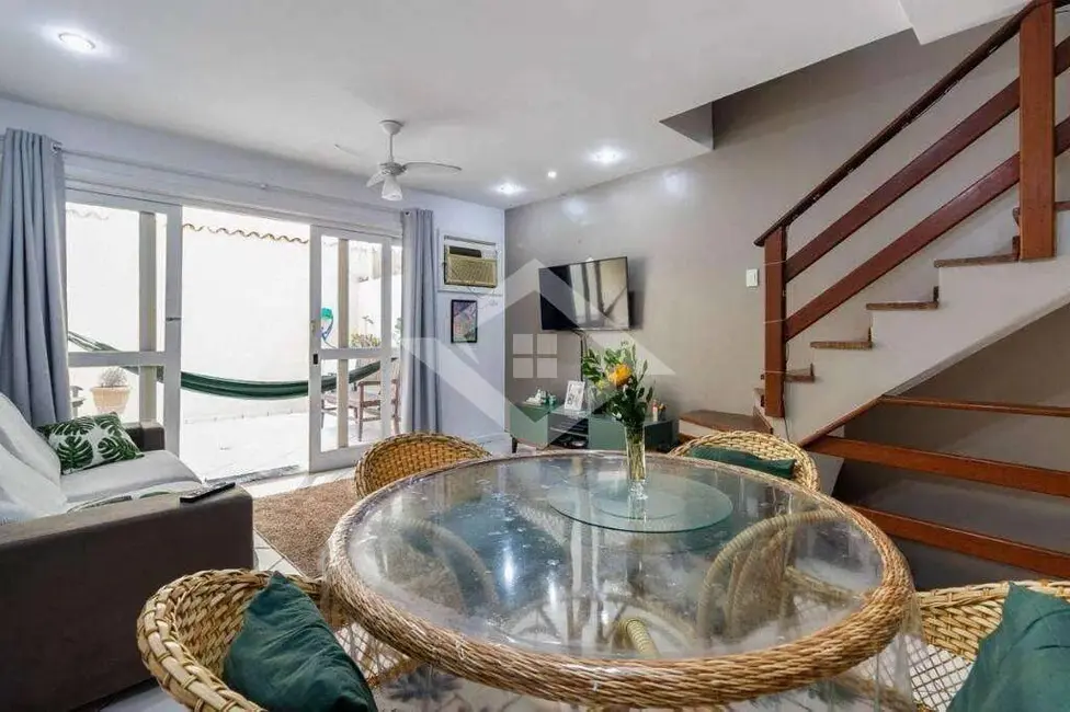 Casa com 3 quartos à venda, 150m2 em Recreio dos Bandeirantes, Rio De Janeiro - RJ - imagem 6 Foto 6 de Casa com 3 quartos à venda, 150m2 em Recreio dos Bandeirantes, Rio De Janeiro - RJ