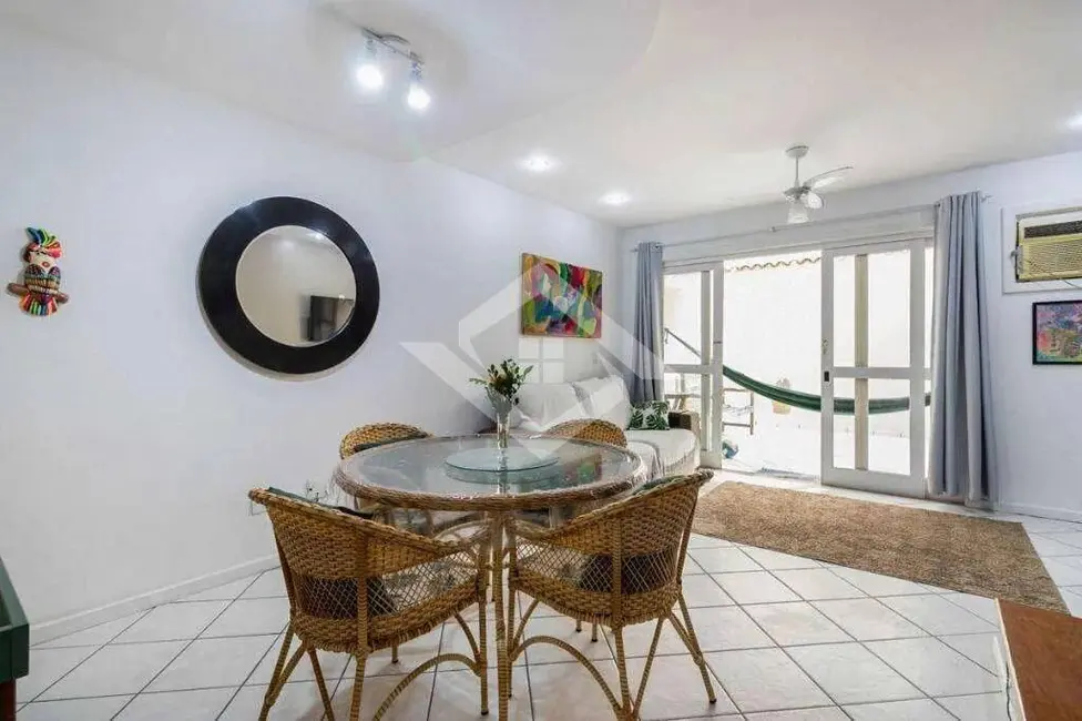Casa com 3 quartos à venda, 150m2 em Recreio dos Bandeirantes, Rio De Janeiro - RJ - imagem 1 Foto 1 de Casa com 3 quartos à venda, 150m2 em Recreio dos Bandeirantes, Rio De Janeiro - RJ